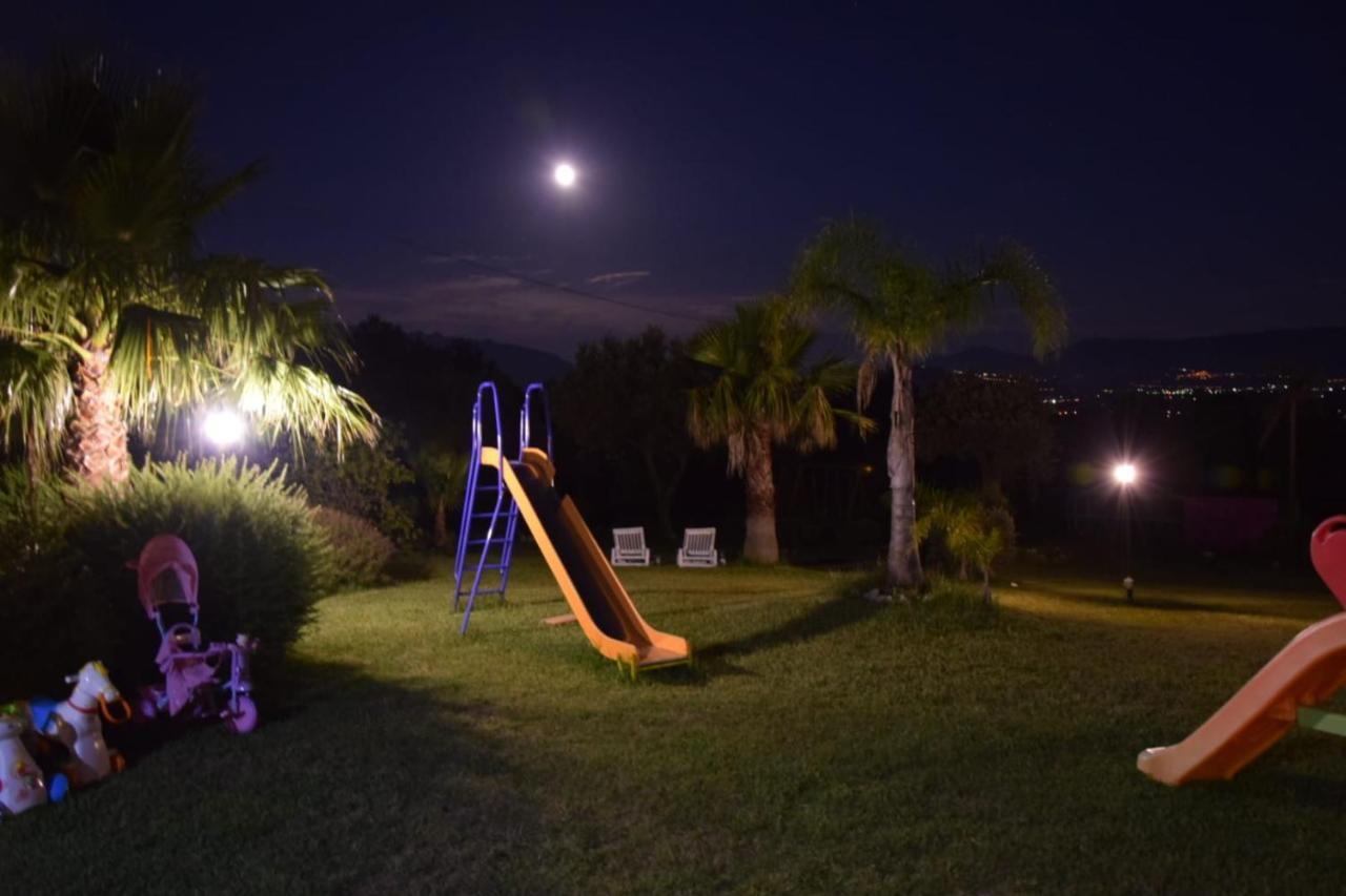 B&B Villa Molinari Restaurant E Baby Park Кампания Екстериор снимка